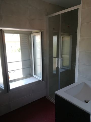 Beau studio meublé de 22 m2 proche de toutes commodités - Photo 5