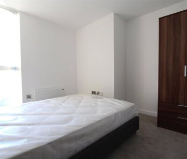 3 bedroom apartment to rent - Photo 4