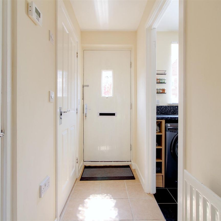 2 Bedroom House to let - Photo 1