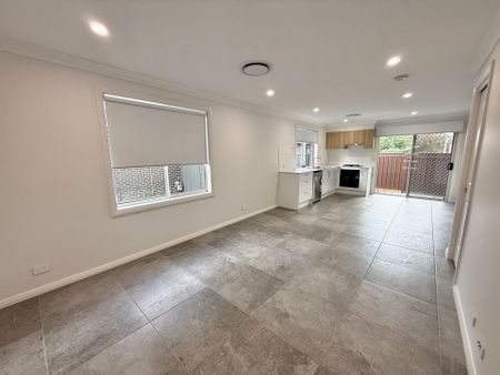 Sparkling New in Quiet Location&excl; - Photo 5