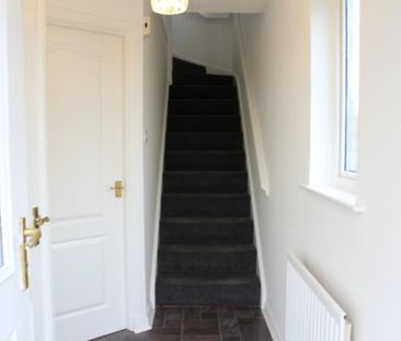 3 bedroom semi-detached house to rent - Photo 3
