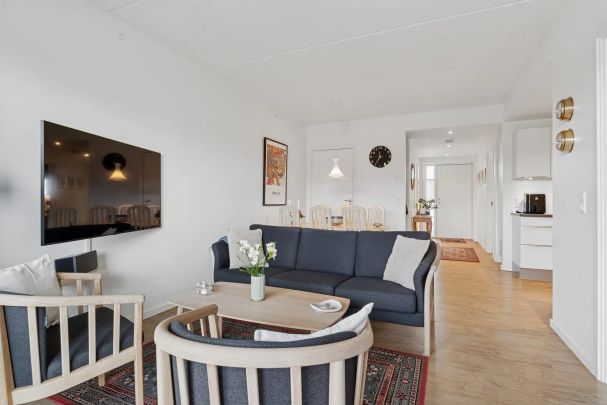 Moderne lejlighed med altan i Nørresundby - Photo 1