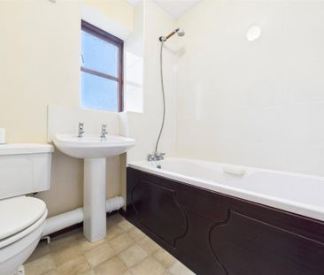 2 bedroom terraced house to rent - Photo 6