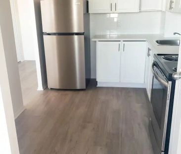 Plaza Towers, Ottawa — 1 Bedroom - Photo 2