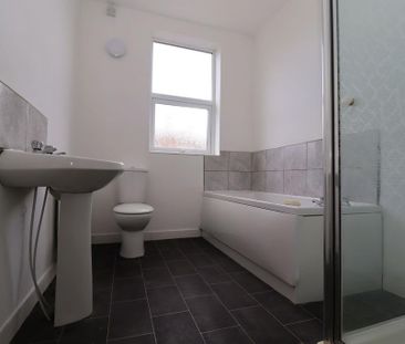 2 bedroom terraced house to rent - Photo 5
