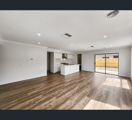 35 Canary Drive, Armstrong Creek, Vic 3217 - Photo 5