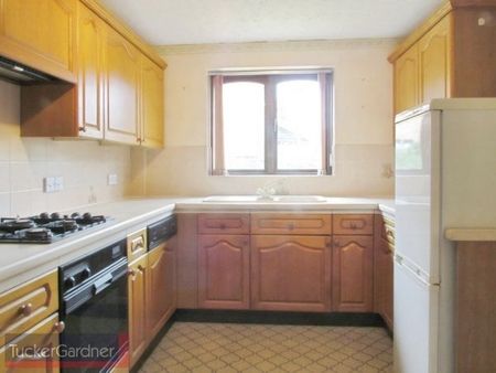 Faulkner Close, Milton - Photo 4