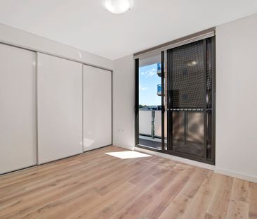 Neat & tidy studio apartment - ALL UTILITIES INCLUDED! - Photo 1