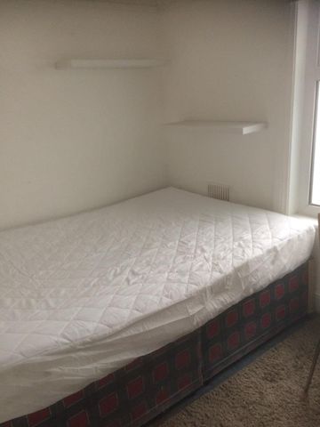 4 Bed Flat, Hurlingham Road, BS7 - Photo 3