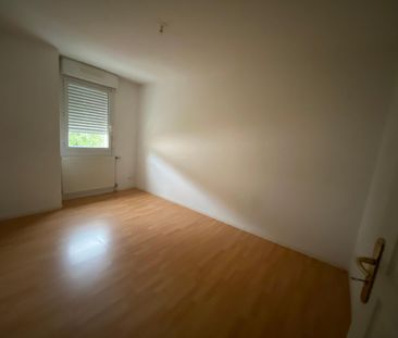 Location Appartement 3 pièces 73m² VALENCE 26000 - Photo 2