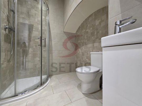 Glenfield Road, LE3, Leicester - Photo 1