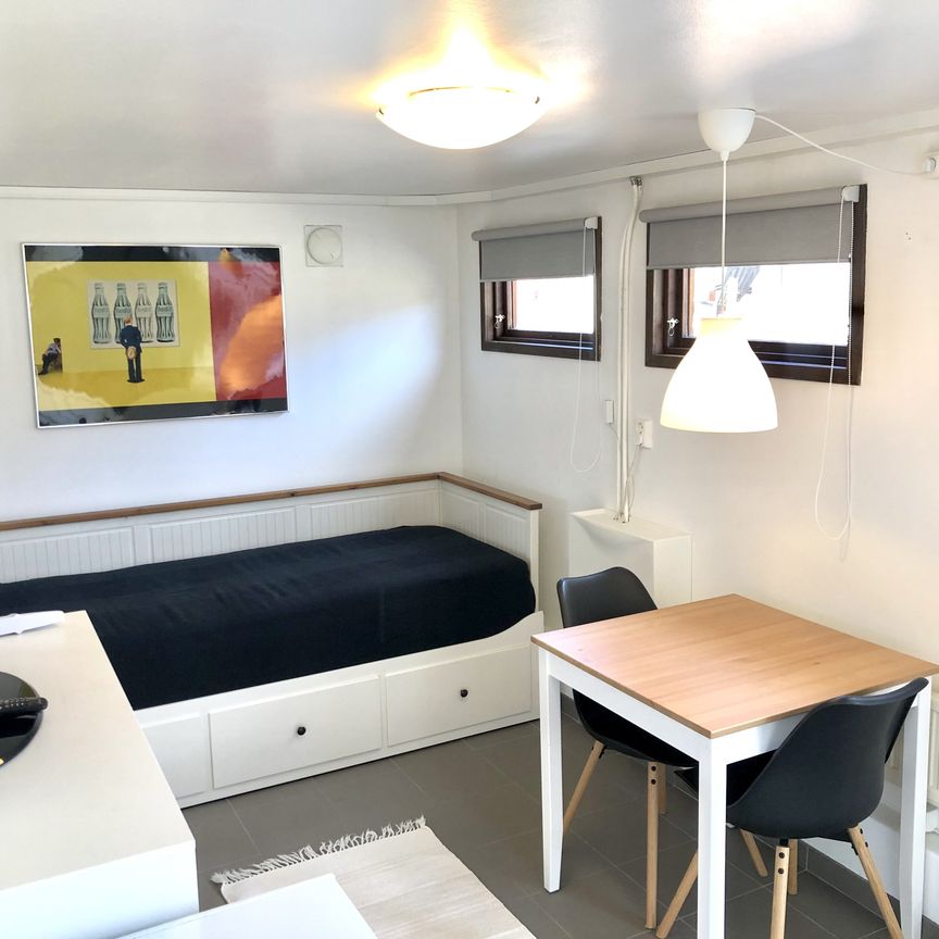 Mastvägen, Vendelsö - Photo 1