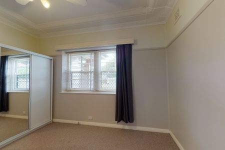 40 Lambton Road, Waratah NSW 2298 - Photo 4