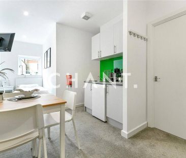 Studio to rent - Photo 3