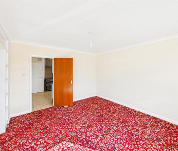 3 bedroom detached bungalow to rent - Photo 1