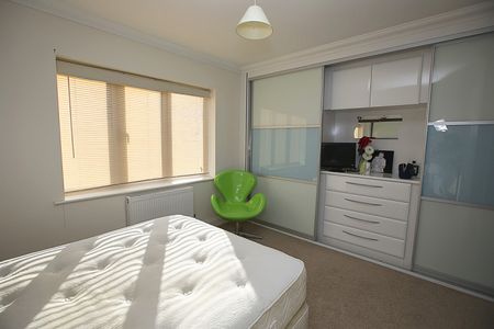 Orchard Mews, Ensbury Park - Photo 5