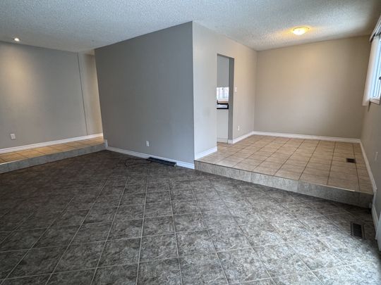 For Lease - 168 Millwood Crescent Unit# Main, Kitchener, Ontario - Photo 1