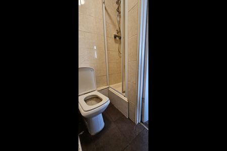 Studio Flat, Golders Green Road, NW11 - Photo 5