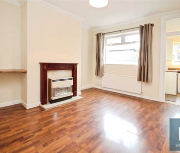 Fairfield Avenue, Pontefract, West Yorkshire, WF8 - Photo 2