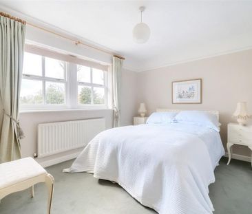 4 bedroom detached house to rent - Photo 6