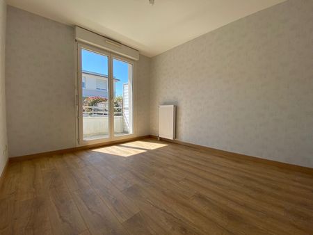 Location Appartement 2 pièces 46m² BESANCON 25000 - Photo 3
