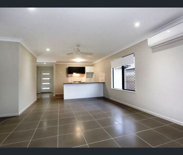 Modern Family Home in Mount Louisa - Photo 6