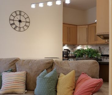 1 Bed Flat, Craigie Loanings, AB25 - Photo 5