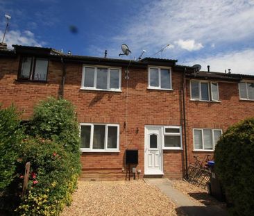 2 bedroom terraced house to rent - Photo 2