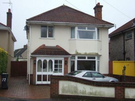 5 BEDROOM STUDENT HOUSE VICTORIA PARK RD - Photo 1