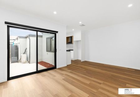 65 Louisville Drive, Thornhill Park, VIC, 3335 - Photo 4