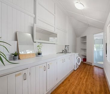 Two Spacious, Fully Furnished Rooms. Clean and well Located. Air Co... - Photo 4