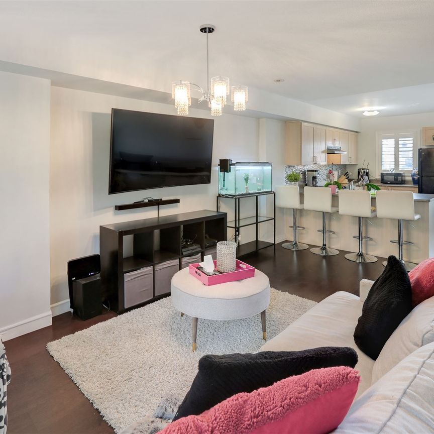 For Lease - 202 Whiltshire Avenue Unit# 20, Toronto, Ontario - Photo 1