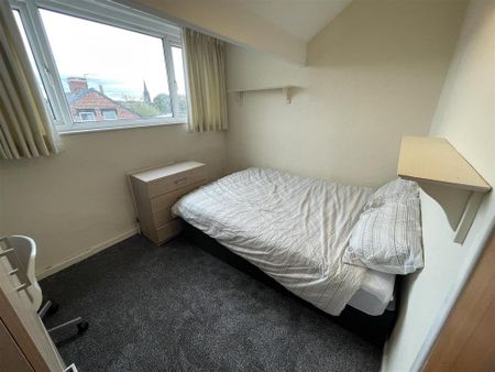 3 bedroom terraced house to rent - Photo 5