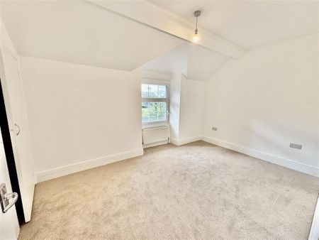 2 bedroom terraced house to rent - Photo 4