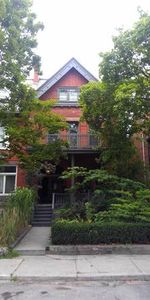 Elegant large Annex home 1bedroom + den with access to backyard - Photo 4