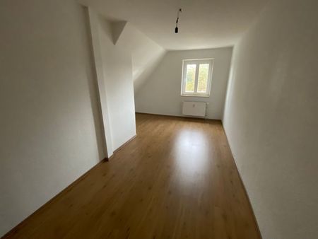 viel Platz - Dachgeschoss mit Altbau-Charme ! - Photo 5