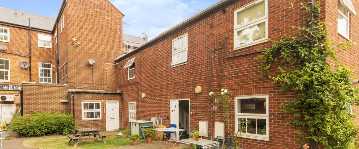 2 bedroom apartment to rent Duncombe Street, Bletchley, MK2 2LY - Photo 1