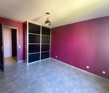 Location Appartement 3 pièces 73m² - Photo 2