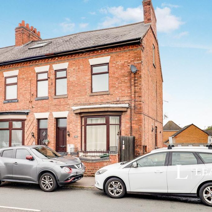 6 bedroom semi-detached house to rent - Photo 1