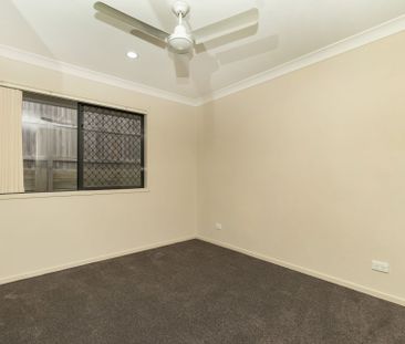 Four Bedroom Family Home In Hillcrest - Photo 2