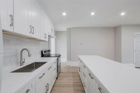 For Lease - 25 Sandford Avenue Unit# Main, Toronto, Ontario - Photo 5