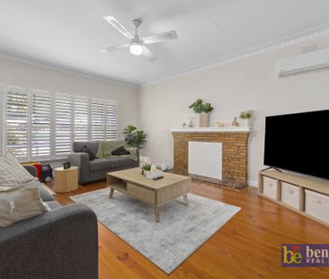 Convenient Home Near Bendigo CBD - Photo 2