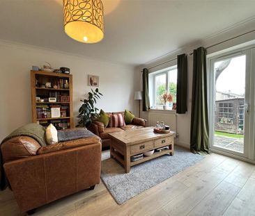 2 bedroom end of terrace house to rent - Photo 5