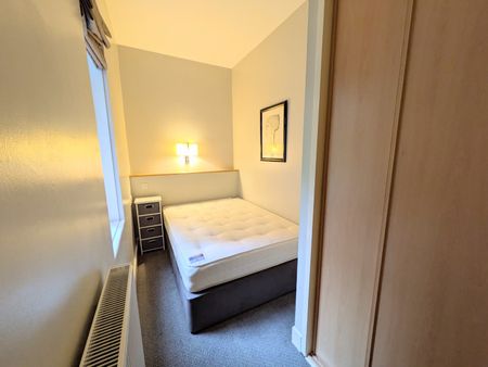 2 bedroom apartment to rent - Photo 2