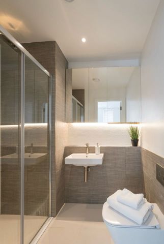 2 Bed Flat, St. Ann's Hill, SW18 - Photo 4