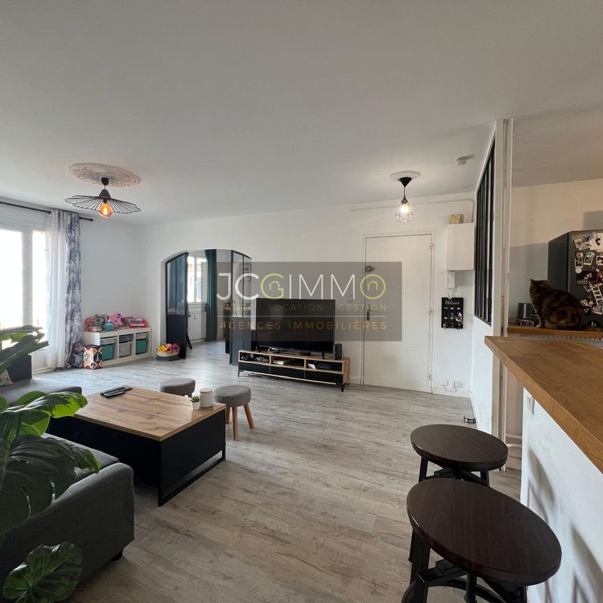 Location Appartement 3 pièces 77m² HYERES 83400 - Photo 1