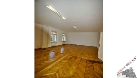 Villa in gut frequentierter und auch repräsentativer Lage! Ideal als Rechtsanwaltskanzlei oder Praxisraum und dgl. geeignet - Photo 3