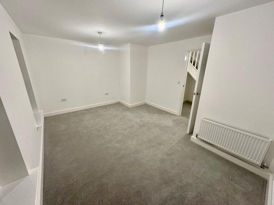 2 bedroom house to rent - Photo 1