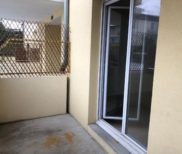 Location Appartement 2 pièces 51m² THONON LES BAINS 74200 - Photo 5