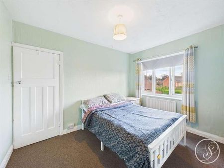 Henconner Gardens, Leeds, LS7 - Photo 5